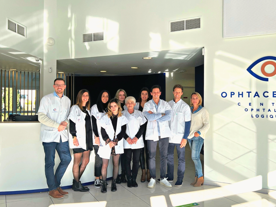 Ophtacenter recrute un ophtalmologiste (H/F) à Nîmes